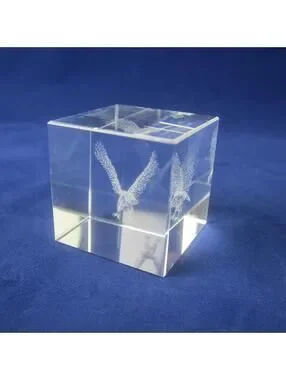 Art | Vintage Crystal Glass 3d Laser Etched Eagle Solid Cube ...